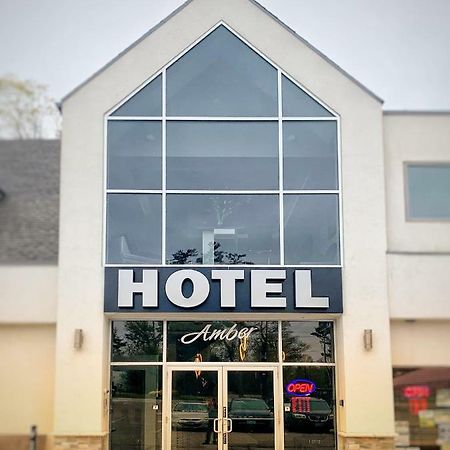 Amber Hotel Гранд-Бенд Екстер'єр фото